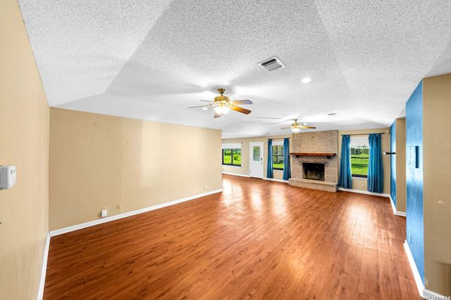 119 VILLAGE PATH, Castroville, TX 78009