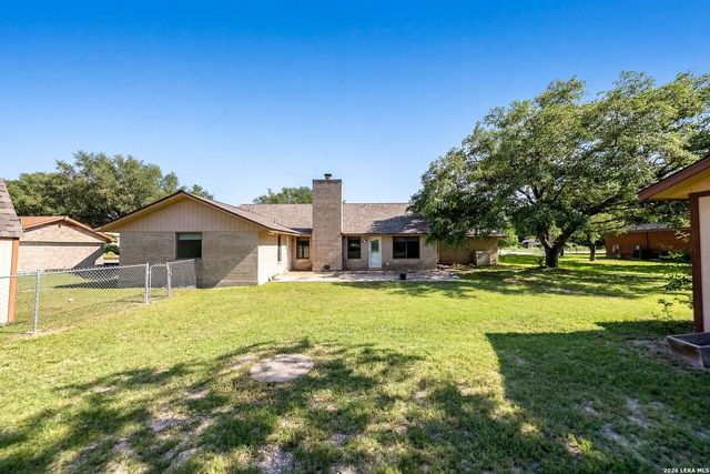 119 VILLAGE PATH, Castroville, TX 78009