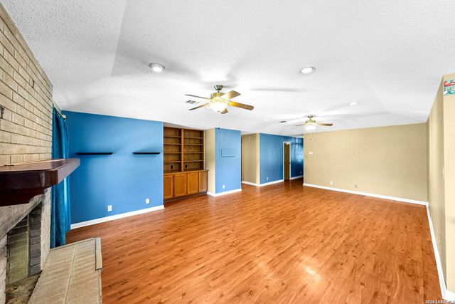 119 VILLAGE PATH, Castroville, TX 78009