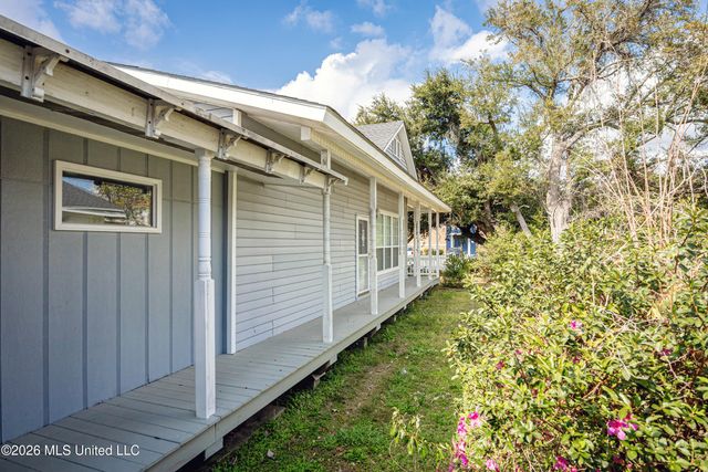 3618 Bellview Avenue, Moss Point, MS 39563