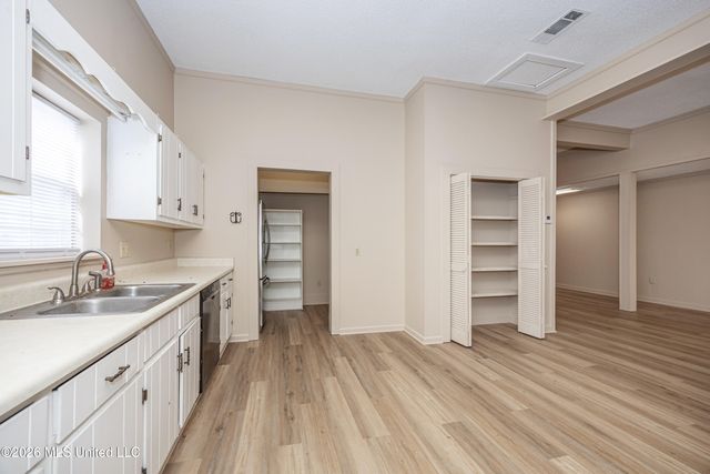 3618 Bellview Avenue, Moss Point, MS 39563