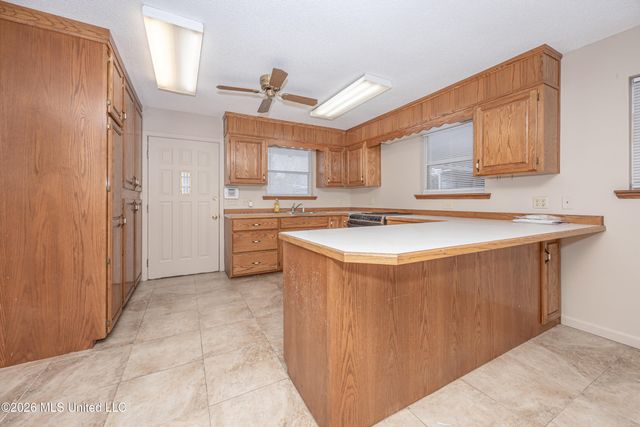 3618 Bellview Avenue, Moss Point, MS 39563