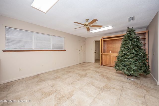 3618 Bellview Avenue, Moss Point, MS 39563