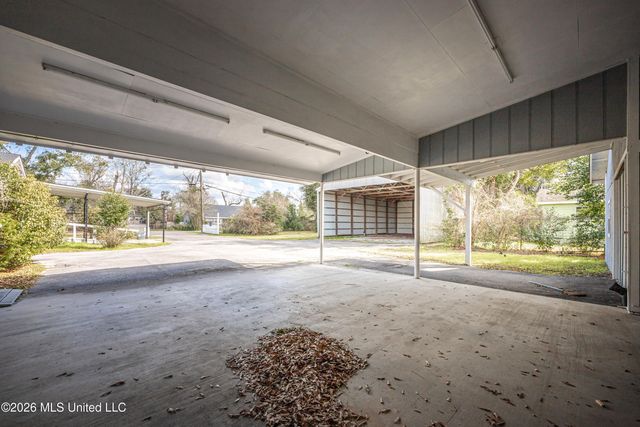 3618 Bellview Avenue, Moss Point, MS 39563