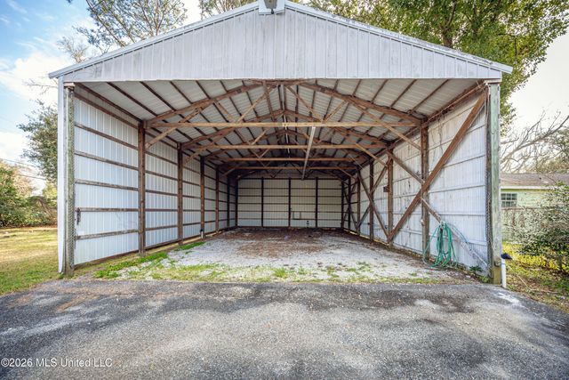 3618 Bellview Avenue, Moss Point, MS 39563
