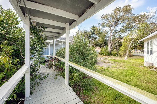 3618 Bellview Avenue, Moss Point, MS 39563