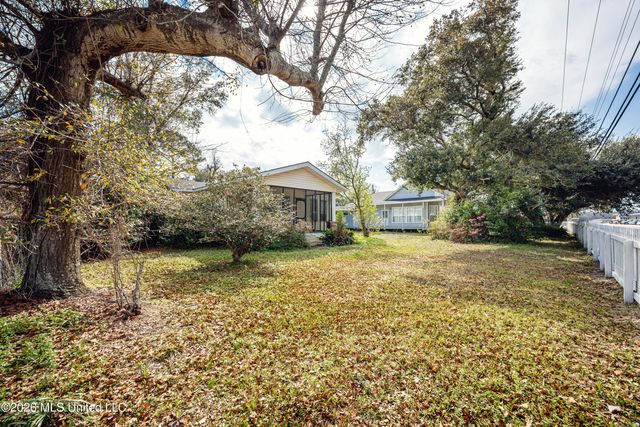 3618 Bellview Avenue, Moss Point, MS 39563