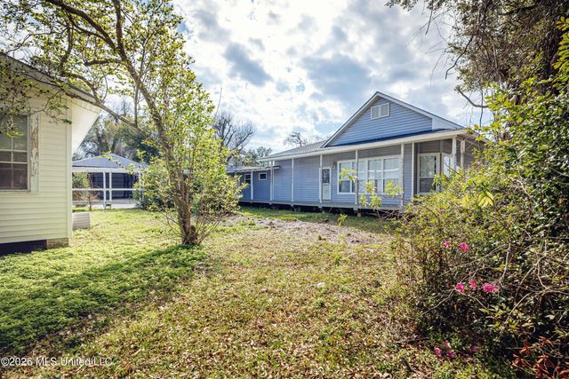 3618 Bellview Avenue, Moss Point, MS 39563