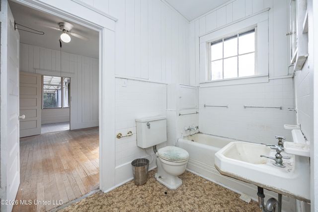 3618 Bellview Avenue, Moss Point, MS 39563