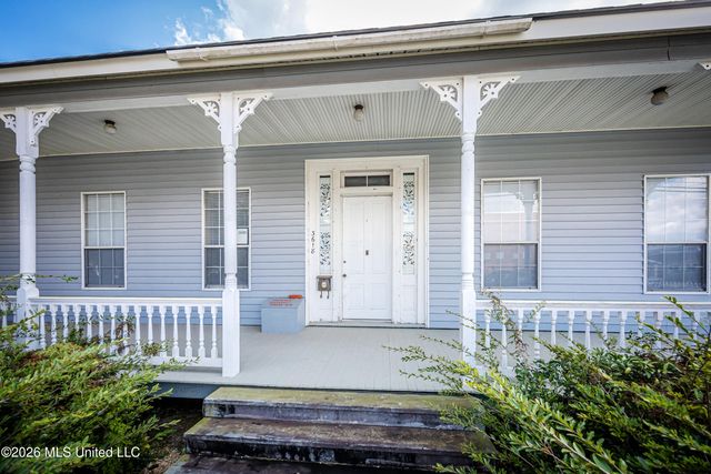 3618 Bellview Avenue, Moss Point, MS 39563