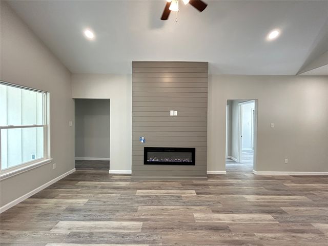 921 Putman Street, Sulphur Springs, TX 75482