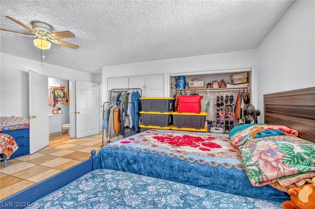 2224 La Sombra Street, Las Vegas, NV 89108