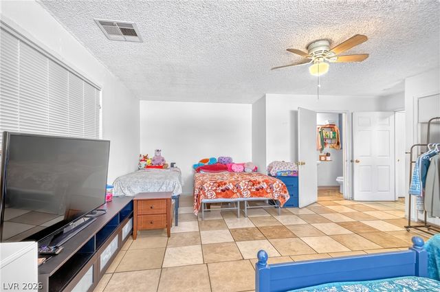 2224 La Sombra Street, Las Vegas, NV 89108