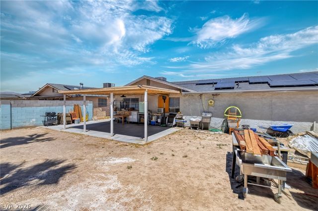 2224 La Sombra Street, Las Vegas, NV 89108