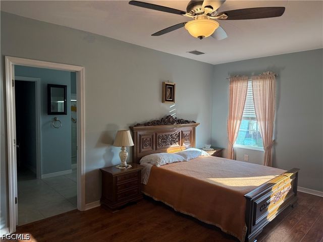2739 Merida LN, Cape Coral, FL 33909