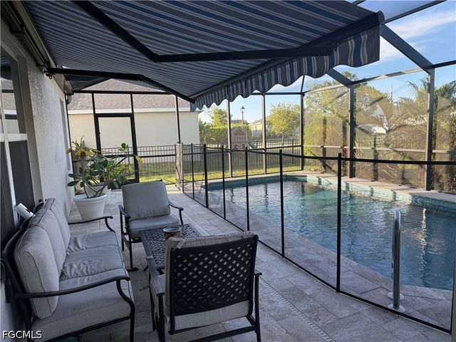 2739 Merida LN, Cape Coral, FL 33909