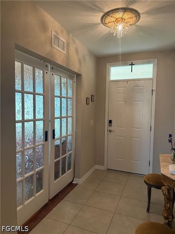 2739 Merida LN, Cape Coral, FL 33909