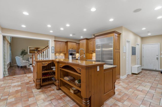 8184 Barony Point, Texas Twp, MI 49071
