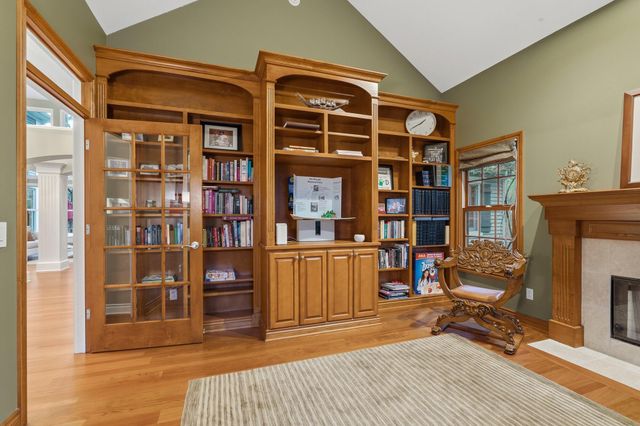 8184 Barony Point, Texas Twp, MI 49071