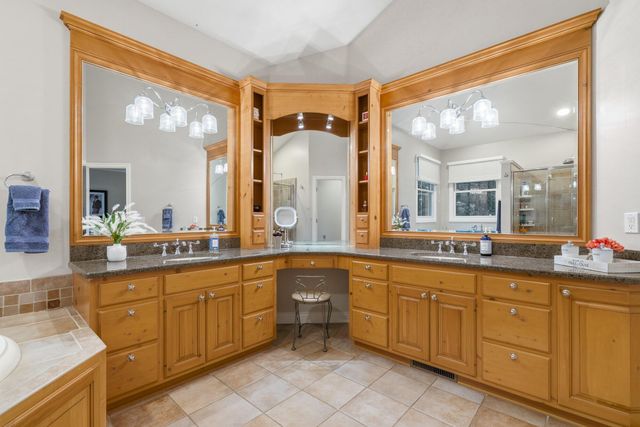 8184 Barony Point, Texas Twp, MI 49071