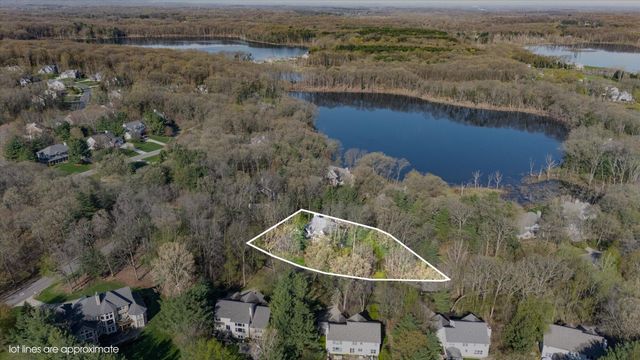 8184 Barony Point, Texas Twp, MI 49071