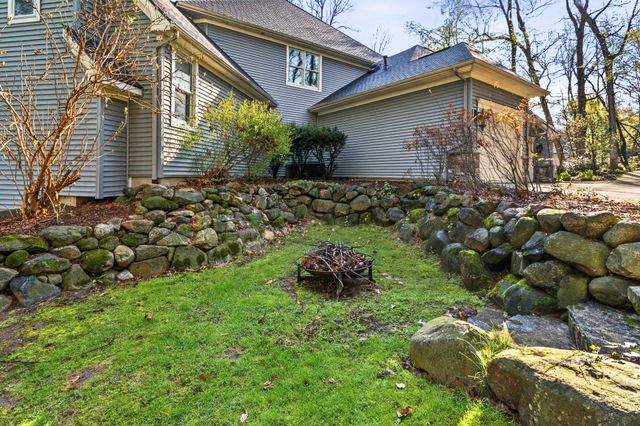 8184 Barony Point, Texas Twp, MI 49071
