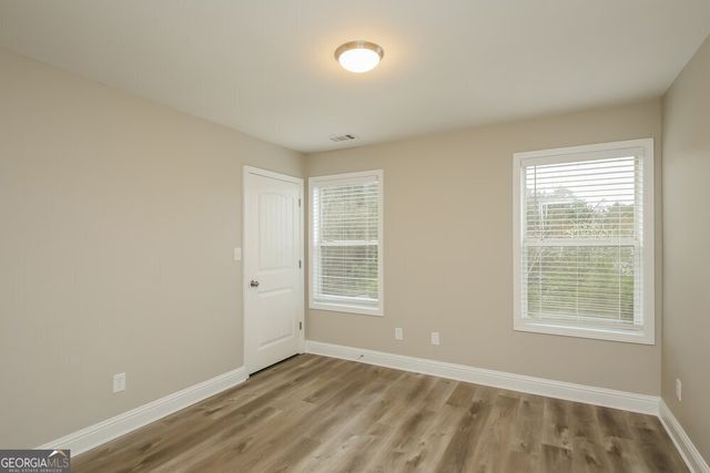 137 Sweetspring Way, Lawrenceville, GA 30045