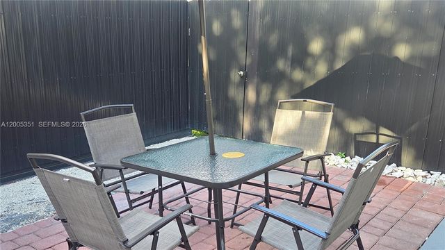 5440 NW 107th Ave 211, Doral, FL 33178