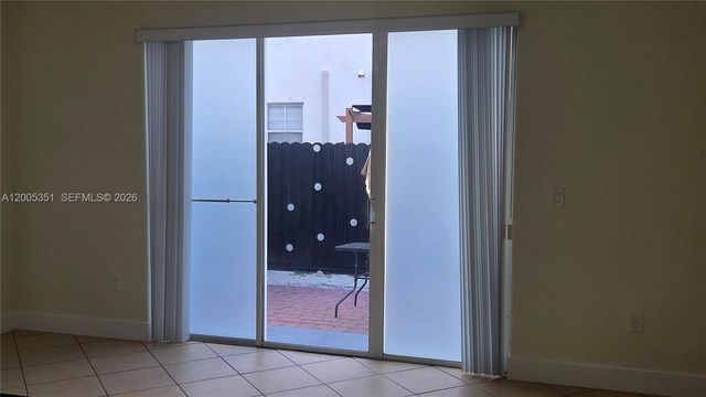 5440 NW 107th Ave 211, Doral, FL 33178