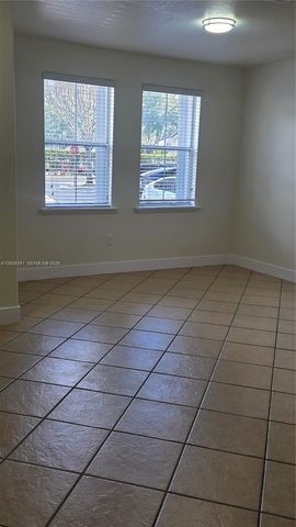 5440 NW 107th Ave 211, Doral, FL 33178