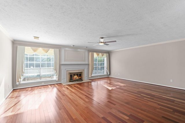 7414 Starbridge Drive, Houston, TX 77095