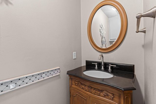 7414 Starbridge Drive, Houston, TX 77095