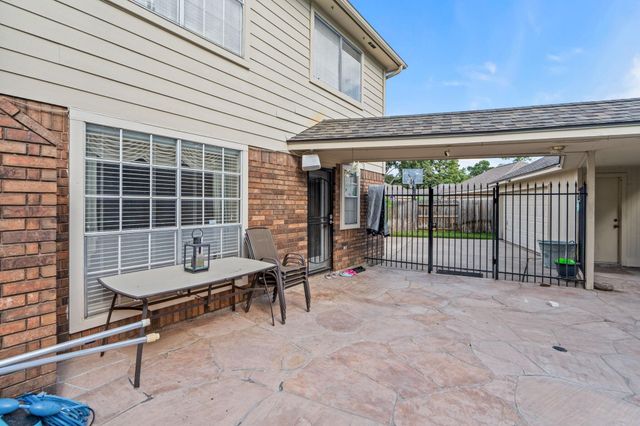 7414 Starbridge Drive, Houston, TX 77095