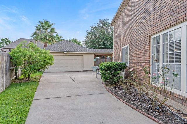 7414 Starbridge Drive, Houston, TX 77095