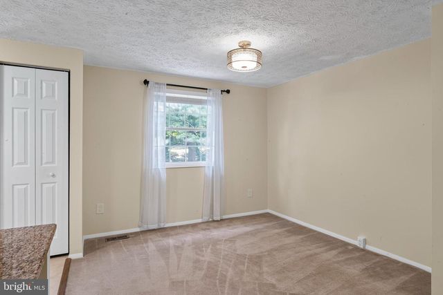 7973 TYSON OAKS CIR, Vienna, VA 22182