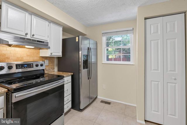 7973 TYSON OAKS CIR, Vienna, VA 22182