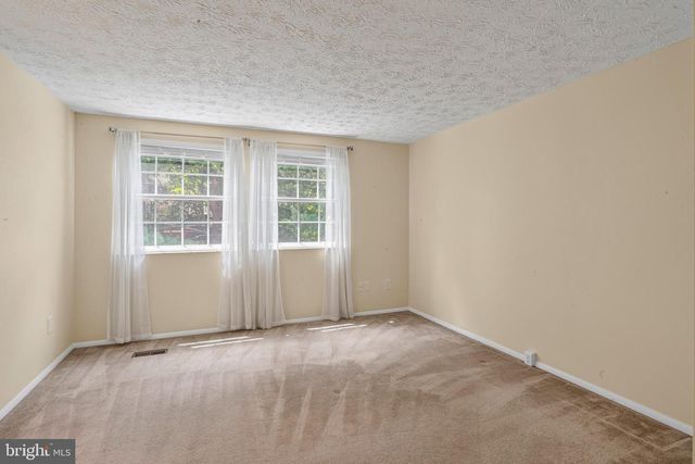 7973 TYSON OAKS CIR, Vienna, VA 22182