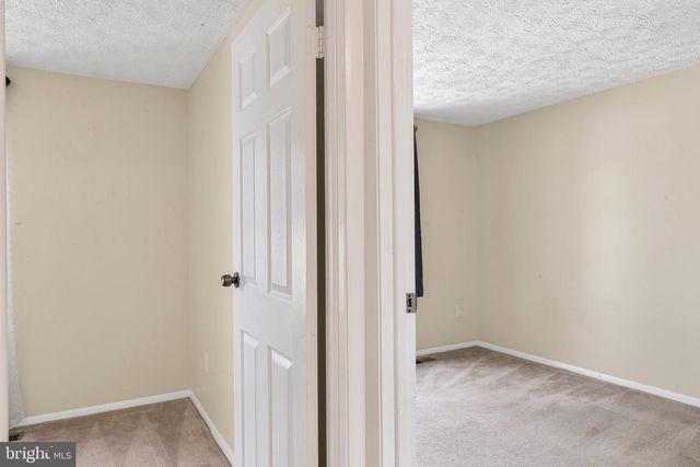7973 TYSON OAKS CIR, Vienna, VA 22182