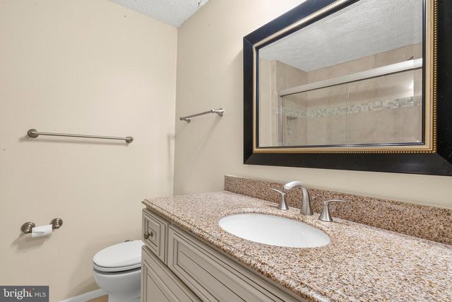 7973 TYSON OAKS CIR, Vienna, VA 22182