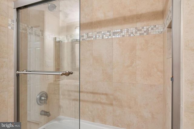 7973 TYSON OAKS CIR, Vienna, VA 22182