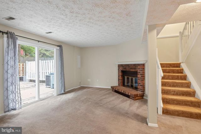 7973 TYSON OAKS CIR, Vienna, VA 22182
