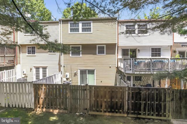 7973 TYSON OAKS CIR, Vienna, VA 22182