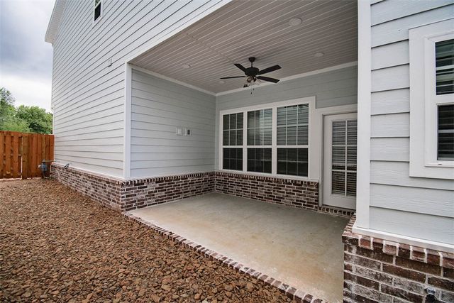 506 W Persimmon Street, Rogers, AR 72756