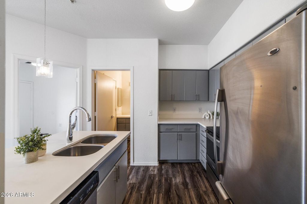 5302 E VAN BUREN Street 3065, Phoenix, AZ 85008