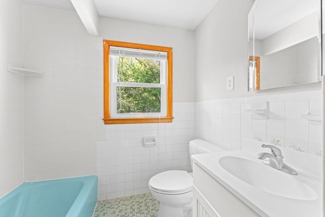 6 Cedarcrest Terrace, Boston, MA 02132