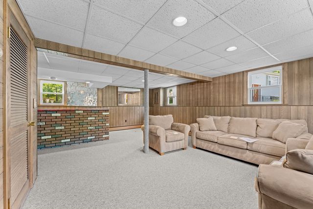 6 Cedarcrest Terrace, Boston, MA 02132