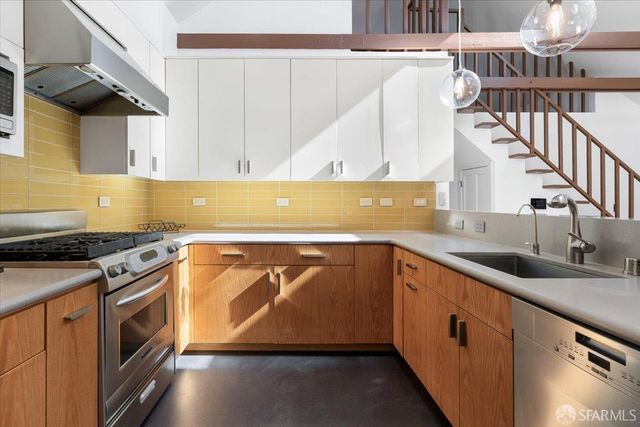 160 Andover Street, San Francisco, CA 94110