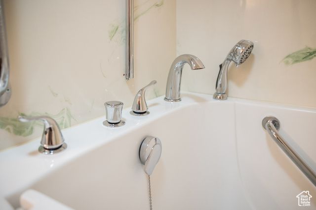 3310 S 2500 E, Vernal, UT 84078