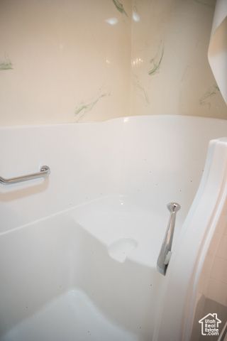 3310 S 2500 E, Vernal, UT 84078