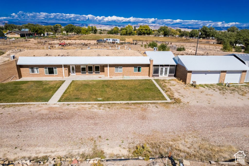 3310 S 2500 E, Vernal, UT 84078